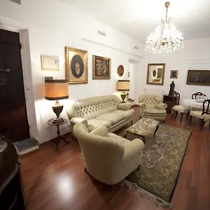 Apartment Argentina, Rome