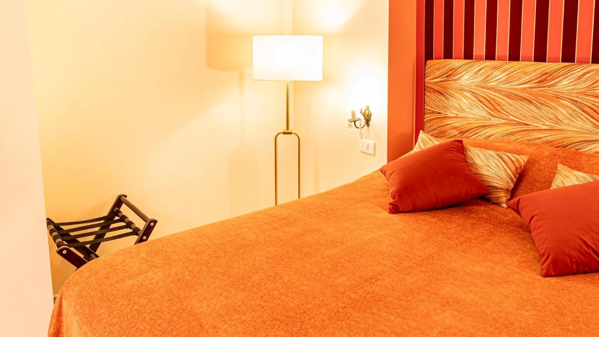 Pantheon Luxury Apartment Rome 0*,  Italy